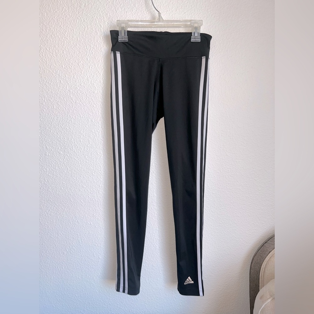 Adidas 3 striped leggings XS